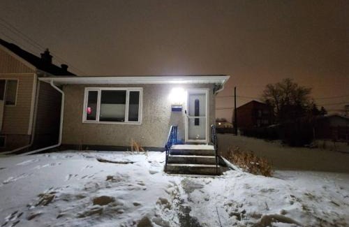 Regina House | Cozy Like Home with Hot Tub and Family-Friendly Amenities