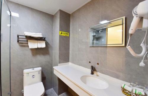 Jinghong Hotel | Like Lijin Bay Hotel