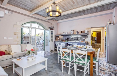 Apokoronas Villa | Discover Likotinara Horizontal Houses with Ocean Views