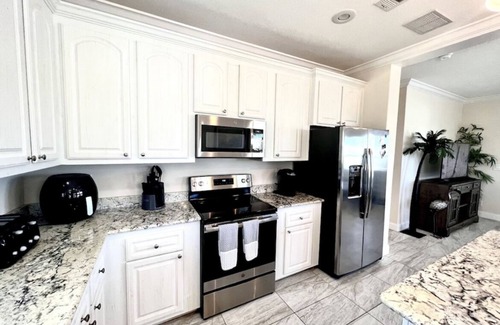 Little Torch Key House | Discover LiL Piece of Paradise with Private Pool & Breakfast