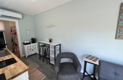 Marble Falls House | Pet-Friendly Retreat: Lil’ Toddy @ Dry Creek Awaits You!