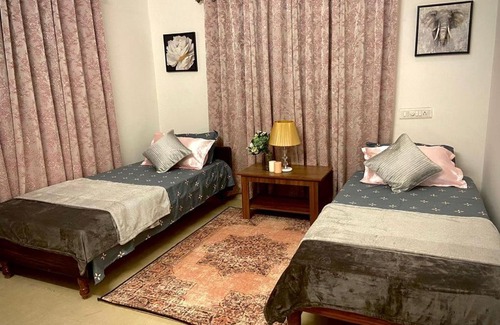 Chevella Villa | Pet-Friendly Getaway at Lilac-Inn with Pool Access