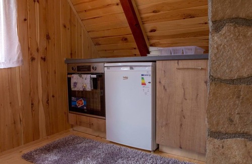 Zabljak Apartment | Family-Friendly Lilac Mist Hideout in Scenic Zabljak
