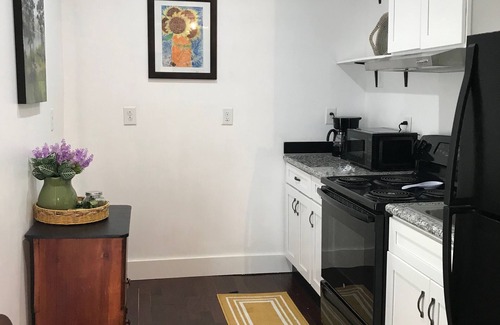 Canton Apartment | Cozy LilacTree Apt (#4) Near SLU in Canton NY