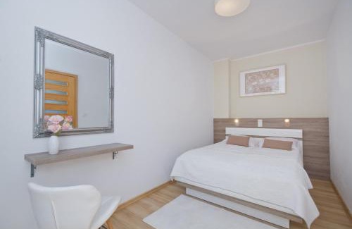 Karwia Apartment | Experience Relaxation at Lili Domki Letniskowe - 10/10 Rated
