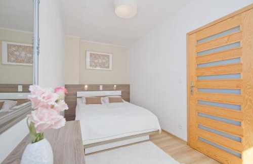 Karwia Apartment | Experience Relaxation at Lili Domki Letniskowe - 10/10 Rated