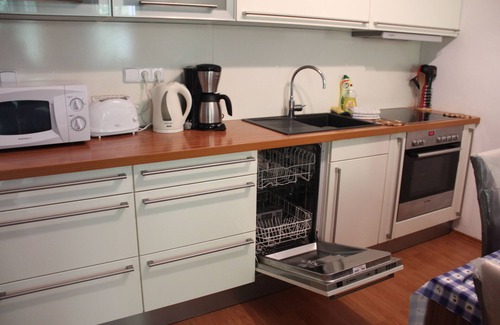 Karlovy Vary Apartment | Discover Lilianna: 3 Bedrooms in Karlovy Vary with Spa