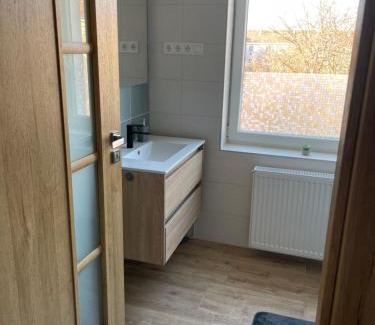 Bekescsaba Apartment | Top-Rated Liliom Apartman in Békéscsaba for Families