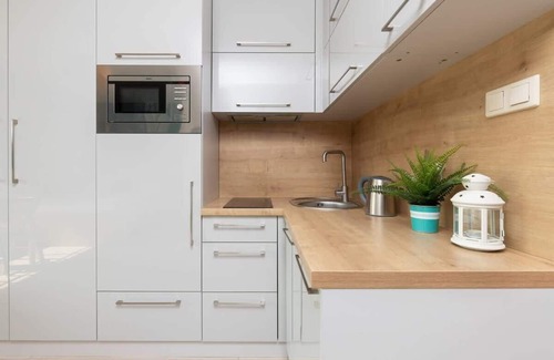 Debki Apartment | Liliowa 3 | Bright Apartment | Balcony | Parking