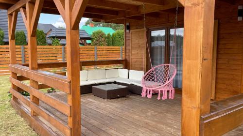 Płaska House | Welcoming Liliowy Domek: Ideal for Family Getaways