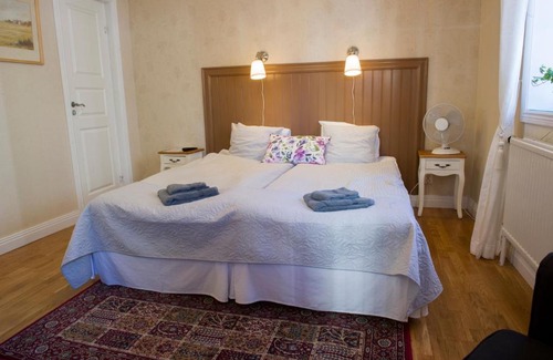 Nora Hotel | Exceptional Lilla Hotellet i Nora with Breakfast & Hot Tub