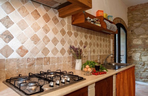Bollano Apartment | Discover Lillarosa: Your Agritourism Retreat Near Siena