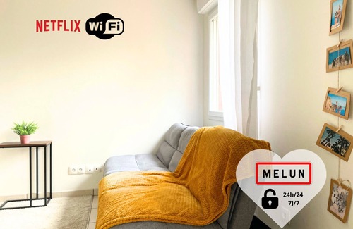 Melun Apartment | Relaxing Stay at Lillas: 2 Minutes from Melun City Center