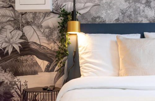 Lille Centre Ville Apartment | Convenient Lille Center Studio for Family-Friendly Stays