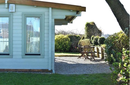 Botallack Cabin | Discover Lillie's Lookout: A Cabin with Ocean Views