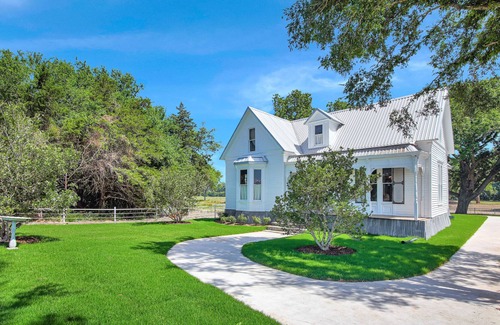 Westminster Other | Lilliflora Farmhouse