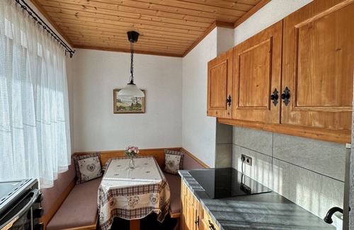 Bad Kleinkirchheim Apartment | Cozy Lilly Panorama: Balcony & Sauna Near Ski Lifts