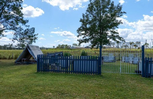 Wallalong House | Discover Comfort at Lilly Pilly Lodge - 4 Star Retreat