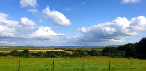 Saint Ola Cabin | Top-Rated Lilly's Lodges Orkney Butterfly Lodge Awaits You
