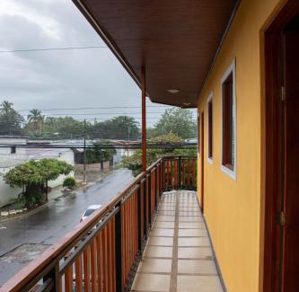 Liberia Apartment | Beautiful Lilo Apartment - Guest Rated 9/10 & Family Friendly