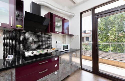 Rishikesh Apartment | Cozy 3BHK with Private Balcony - Perfect for Families & Pets
