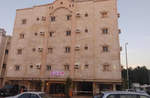 Hera Street Apartment | Lily 4 Apartment and Penthouse
