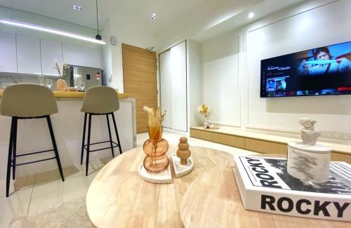 Bangsar South Apartment | Experience Comfort at Lily and Loft - Camellia in Bangsar