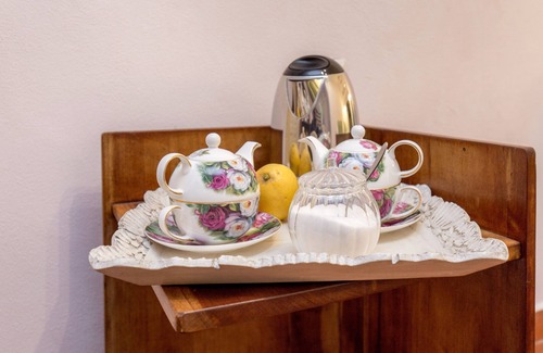 San Giovanni Apartment | Perfectly Located Lily Apartment Near Iconic Florence Landmarks