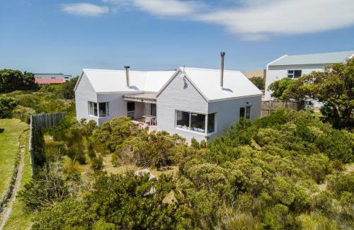 Betty's Bay House | Lily House