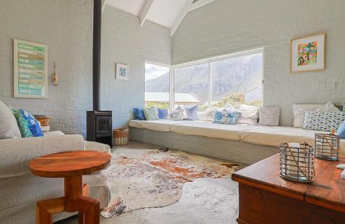 Betty's Bay House | Lily House