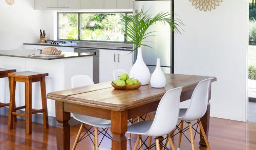 Skinners Shoot Villa | Oceanfront Bliss at Lily Pad, Byron Bay - Guest Rated 9.8