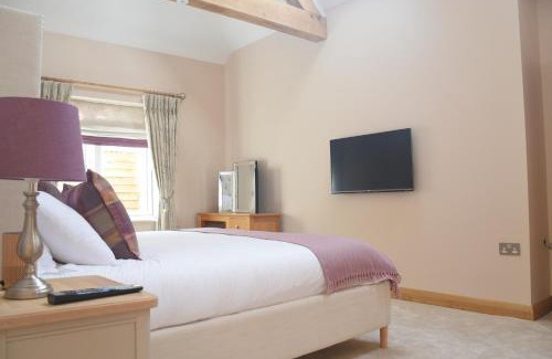 Broadway Apartment | Discover the Elegance of Lily Rose Cottage - Rated 9.7/10
