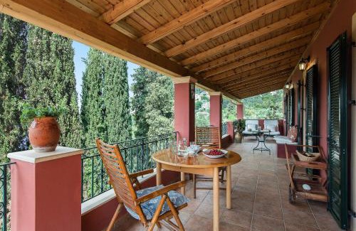 Ano Korakiana House | Explore Comfort at Lily's House: Pet-Friendly & Family-Focused