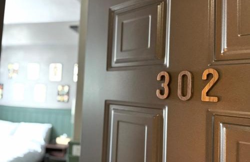 Zhushan Apartment | Family-Friendly Getaway at Lily's House - Rated 9/10