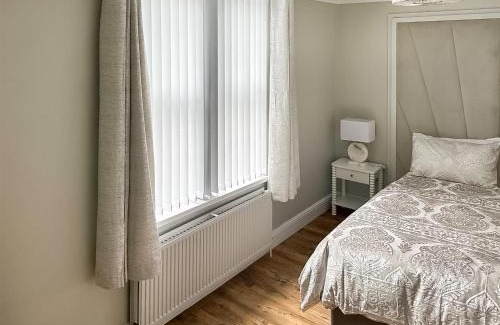 Lanchester House | Lilydale Retreat: Family and Pet-Friendly Getaway