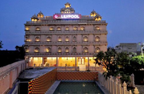 Amer Hotel | Relaxing Retreat at Lilypool - The Heritage Jalmahal