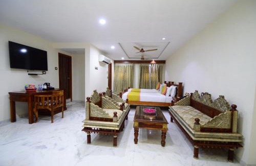 Amer Hotel | Relaxing Retreat at Lilypool - The Heritage Jalmahal