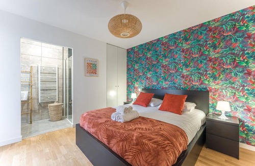 Dobree-Bon Port Apartment | Convenient Lima Apartment Near the Island of Nantes