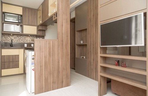 Cidade Baixa Apartment | Experience Lima e Silva: Cozy Apartment with Spa & Kitchen