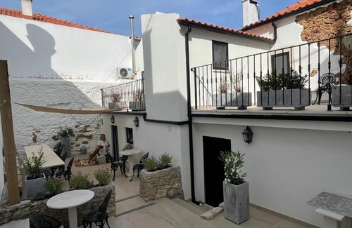 Aldeia de Irmaos Apartment | Discover Arrábida Loft in Lima with Prime Restaurant Access