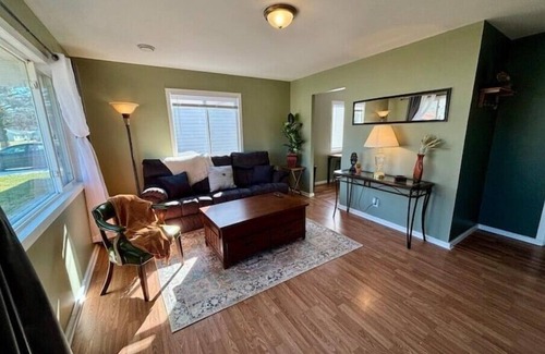 Lima House | Convenient Lima Home Near Major Employers & I-75