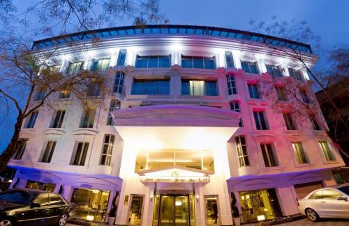 Gaziosmanpasa Hotel | Discover Limak Ambassadore Hotel Ankara with Spa & Hot Tub
