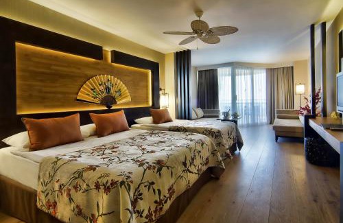 Lara Resort | Indulge at Limak Lara Deluxe Hotel & Resort Antalya