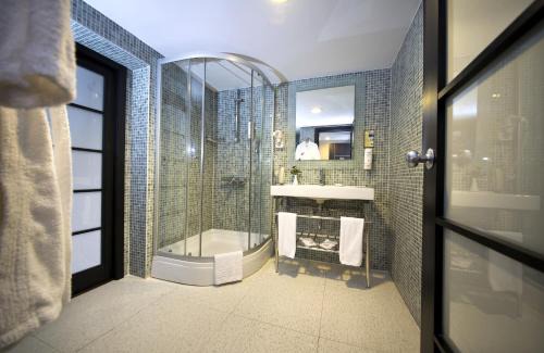 Lara Resort | Indulge at Limak Lara Deluxe Hotel & Resort Antalya