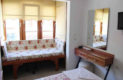 Akyaka City Center Apartment | Oceanfront Comfort at Liman ApartHotel Akyaka