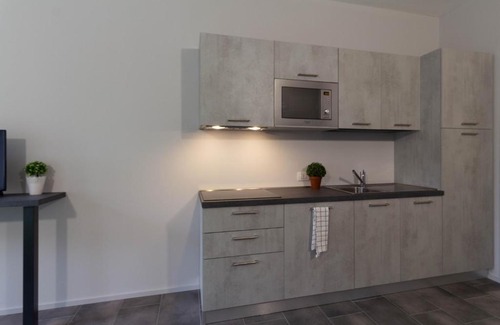 Lecco Apartment | Family-Friendly Lime Apartment with a 9.2 Guest Rating
