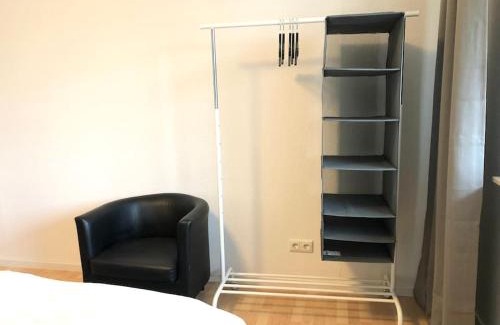 Hildesheim District Apartment | Cozy LIME HOMES: Kitchen, Balcony & Netflix Awaits You