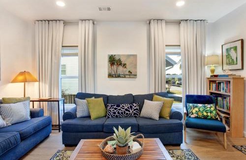 Tybee Island House | Relax at Lime Time: Family-Friendly Hotel with Pool Access
