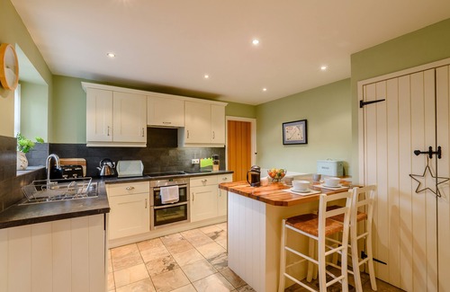 Chatton House | Inviting Lime Tree Cottage in Chatton - Pet-Friendly Retreat