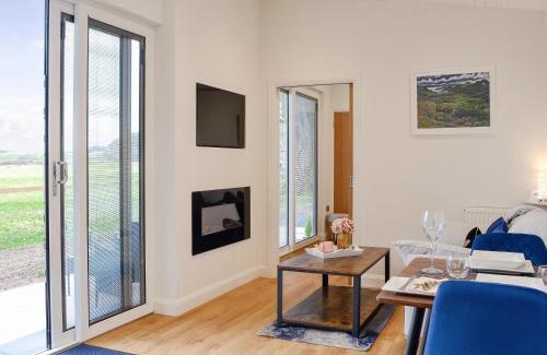 Castle Douglas House | Discover Lime Tree Lodge: Rated 9/10, Pet and Child Friendly
